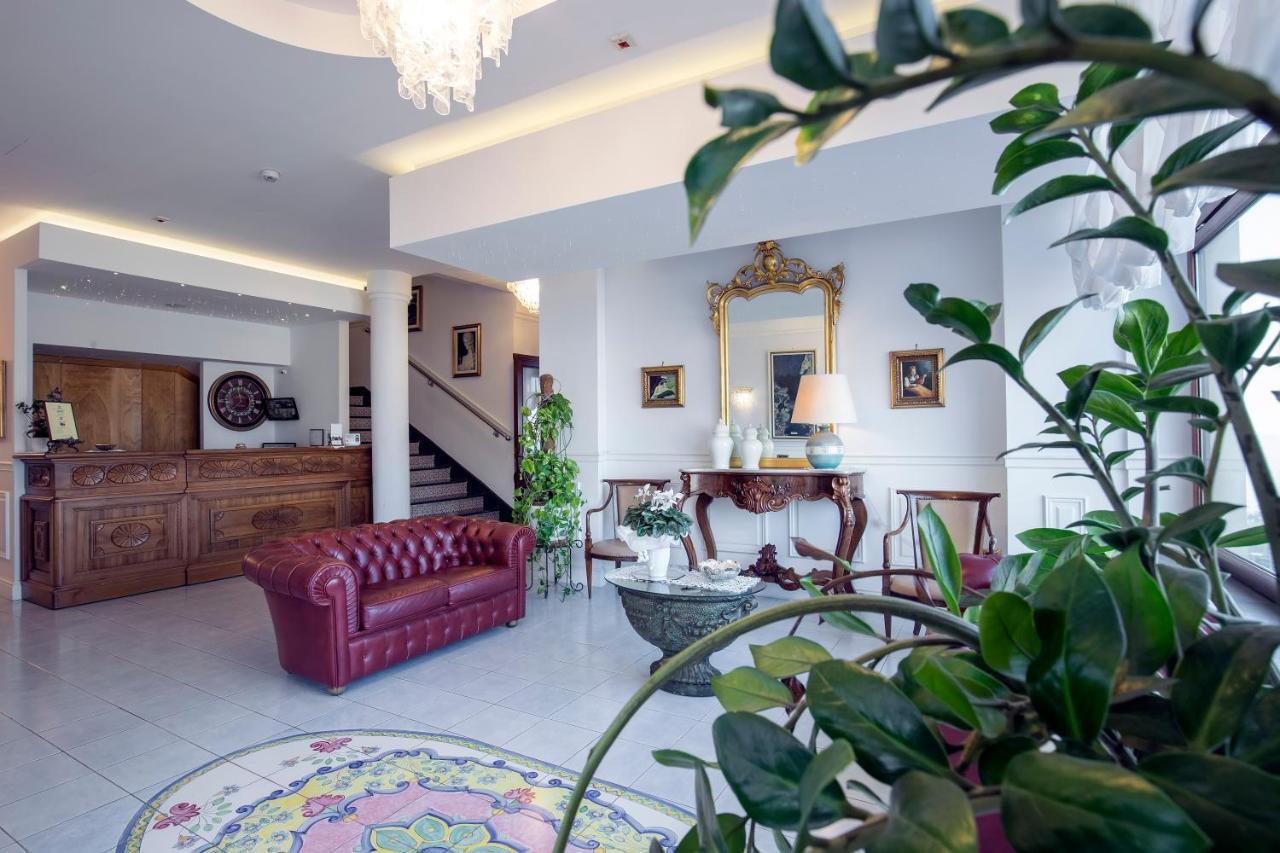 La Panoramica Hotel Castellammare di Stabia Dış mekan fotoğraf